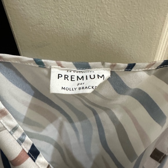 Beautiful cami - Picture 3 of 3